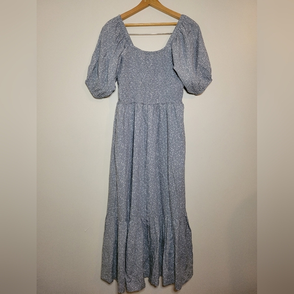 Little Cottonwood Dresses & Skirts - Little Cottonwood 100% linen blue floral parker dress, xsmall